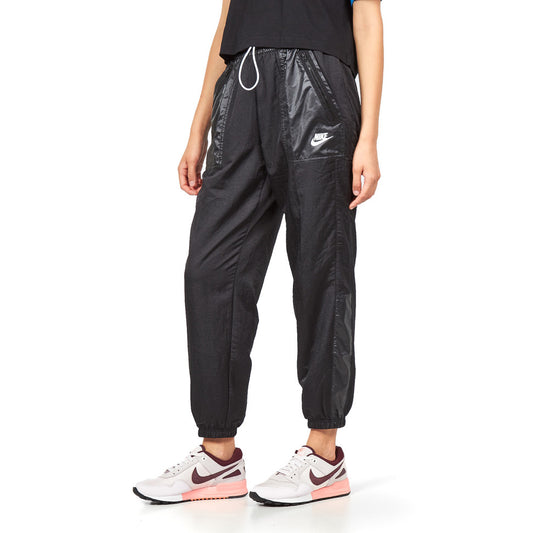 Nike Lifestyle Pants