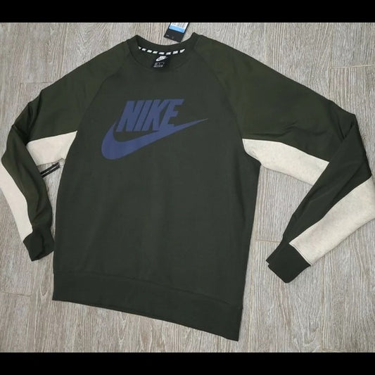 Nike Crewneck olive green