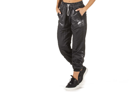 Nike Lifestyle Pants